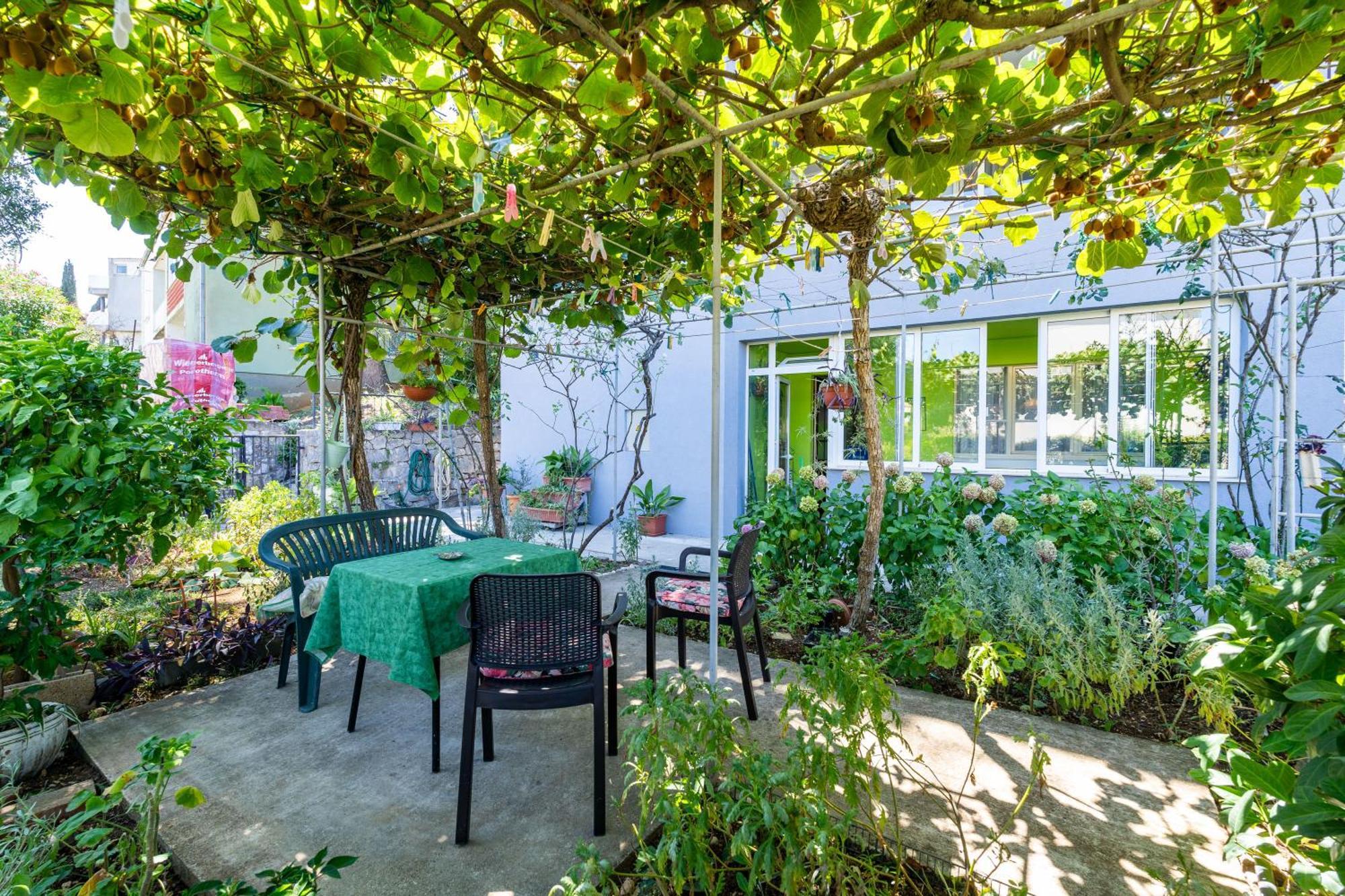 Apena Apartment