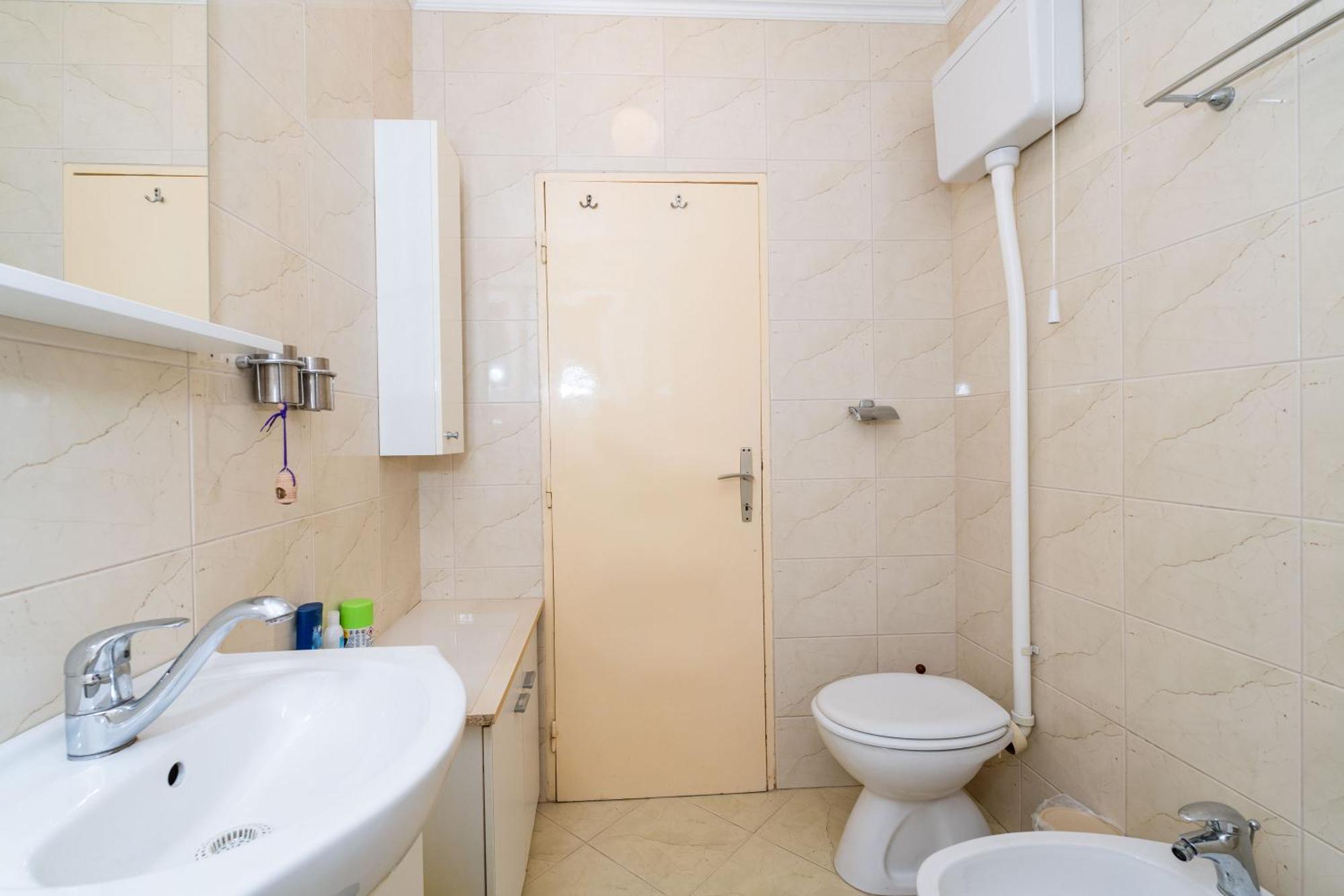 Apena Apartment *
